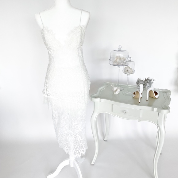 Lace & Crochet Tiered/Layered Midi Dress - Picture 2 of 7